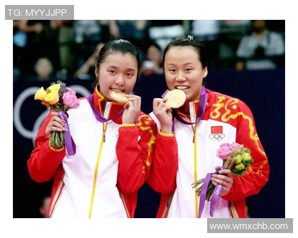 广州羽毛球队与深圳羽毛球队赛后复盘分析双方状态与表现对比