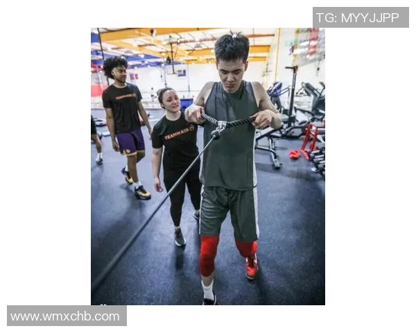 南京网球队技术揭秘：从基础训练到战术运用的全方位解析