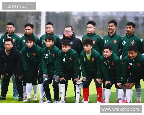 足球明星齐聚贵阳点燃激情盛宴共同见证中国足球新篇章